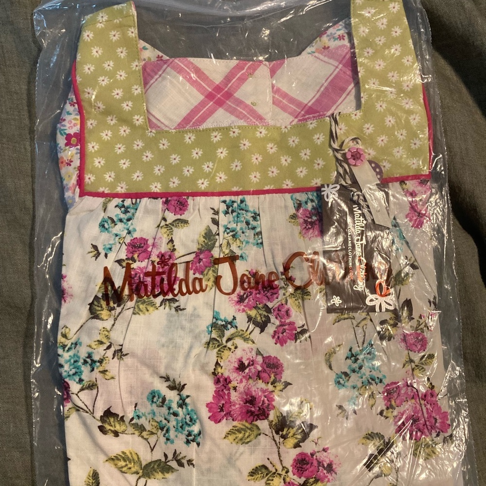Girls size 10 Matilda Jane Top NWT
